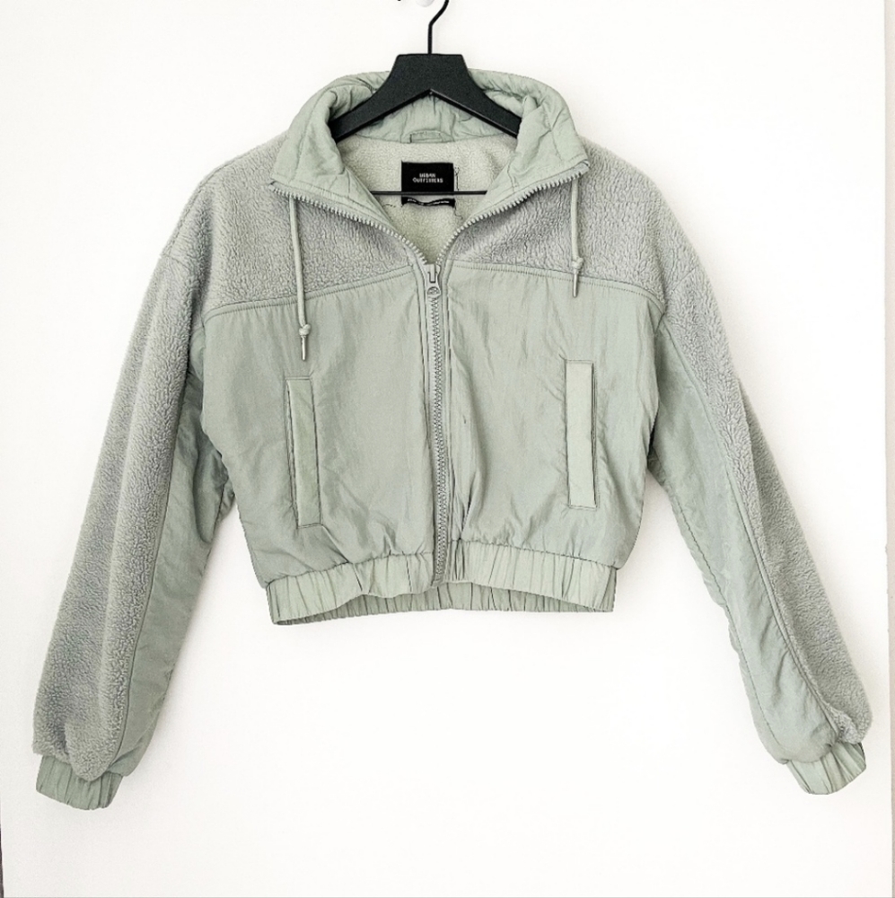 Urban Outfitters | Cropped Fleece Jacket Green | XS